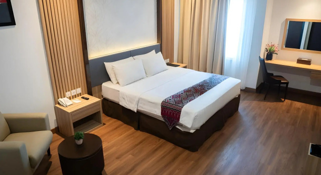 Maleo Town Square Hotel, Prenota Hotel Hotel a Sulawesi con parcheggio, Parcheggio