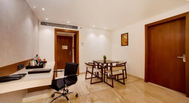 Люкс The Fern Residency Bhopal, Series by Marriott