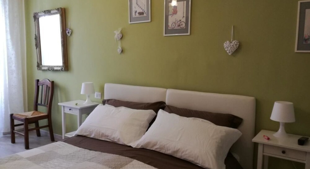 Il viandante, Book Hotel Sulmona 