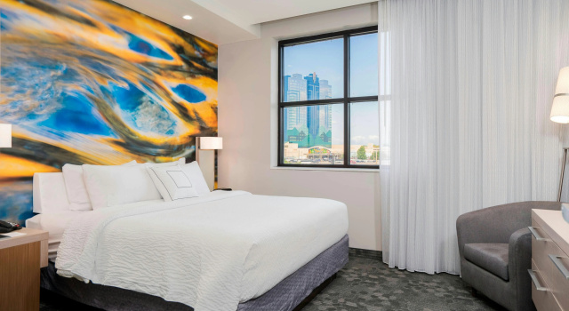 Courtyard by Marriott Niagara Falls, USA, Забронировать Отель Отели Ниагара Фолс с бассейном, Бассейн