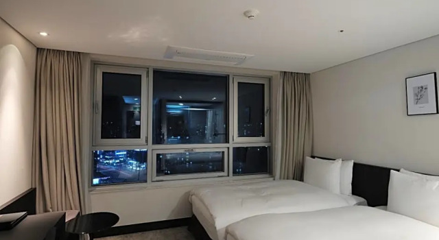 Двухместный номер Standard Ramada Encore by Wyndham CheonAn