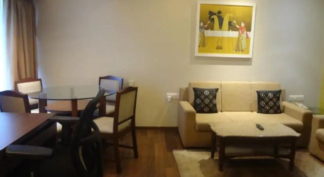 Люкс Premier Grand Mercure Vadodara Surya Palace