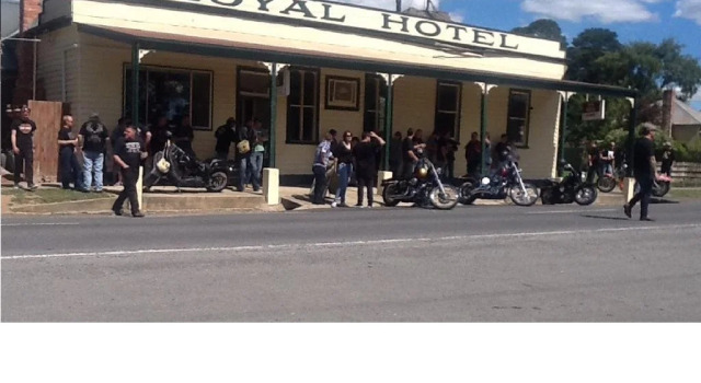 Royal Hotel Snake Valley, Book Hotel Snake Valley Goldfields