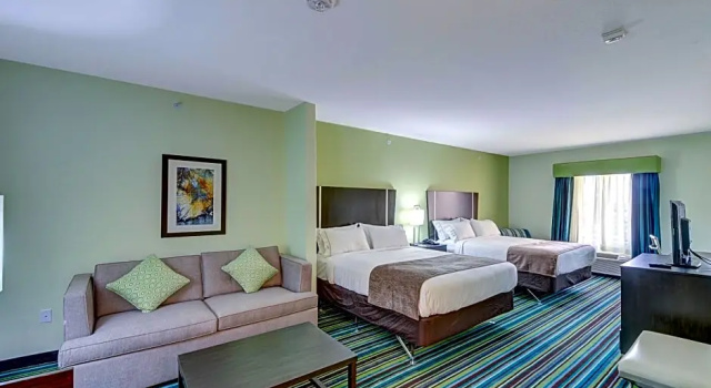 Люкс Holiday Inn Express & Suites Carrizo Springs by IHG