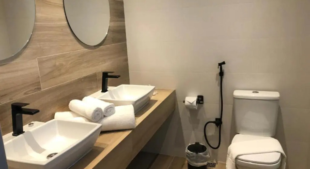 Люкс Wembley Inn Hotel