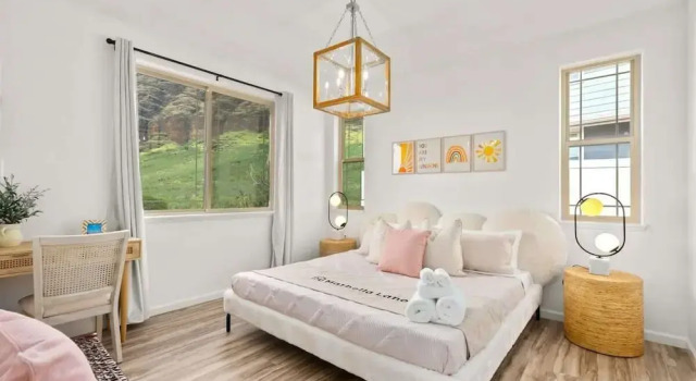 @ Marbella Lane - 3BR w/ Amazing MT & Ocean Vistas, 预订 酒店 Makaha 瓦胡岛