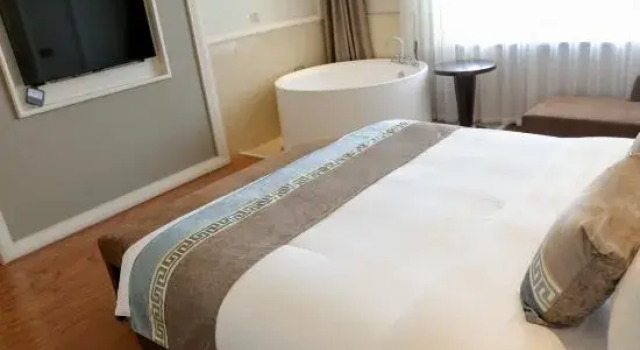 Люкс Grand Baroque Hotel Harbin China Baroque