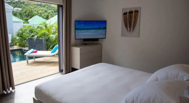 Dream Villa Black Opal