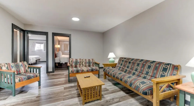 Dolores Mountain Inn, Prenota Hotel Dolores Colorado