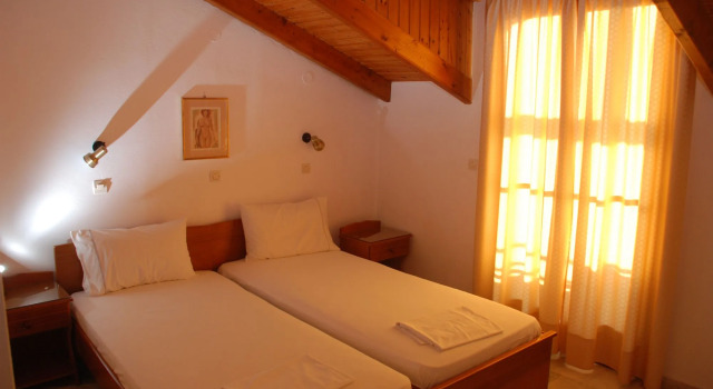 Barbara Studios & Apartments