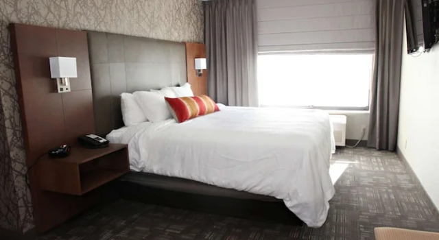 Люкс Best Western Plus CottonTree Inn