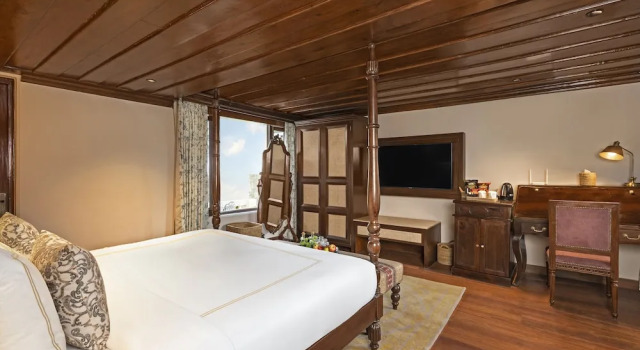 Номер Premier Brij Anayra, Dharamshala | A Himalayan Luxury Retreat