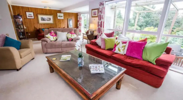 Home Comforts in Peaceful 2 Acres, Забронировать Отель Инвернесс Moray Firth, рядом с Больница «Рейгмор»