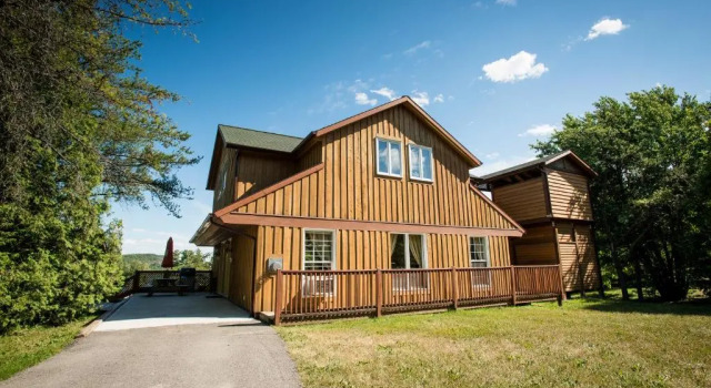 2 soveværelser i feriehus La Bannik