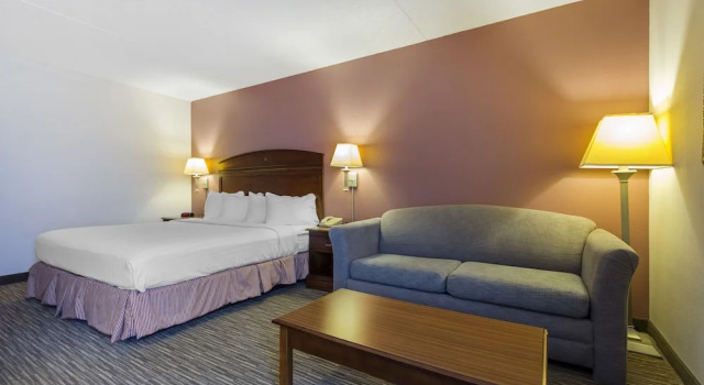 Business Suite Greenstay Hotel & Suites