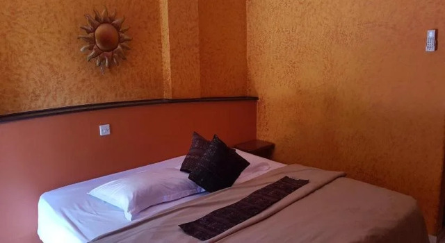 Hotel La Hasienda, Buchen Sie Hotel Kupang East Nusa Tenggara