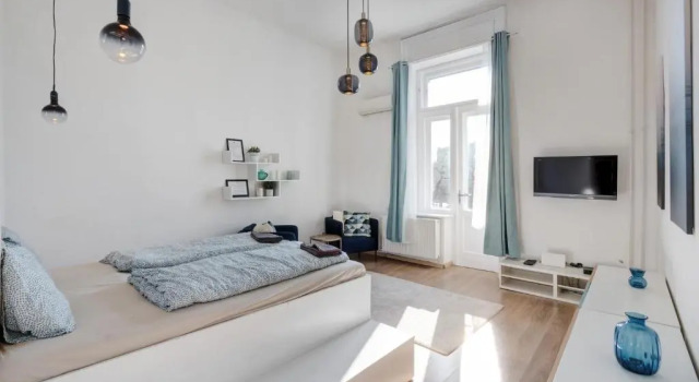 Апартаменты Dfive Apartments - Elizabeth Garden