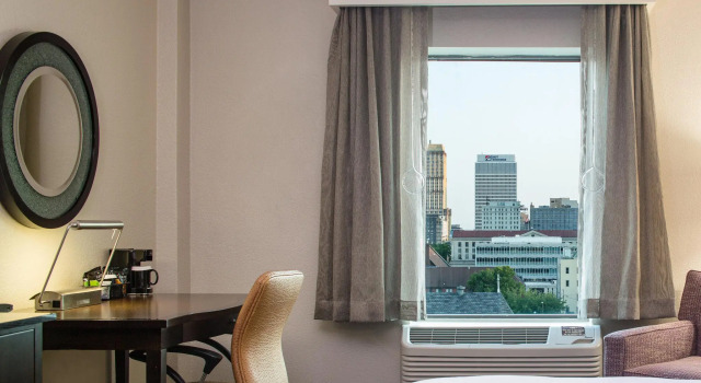 Двухместный номер Standard Crowne Plaza Memphis Downtown by IHG