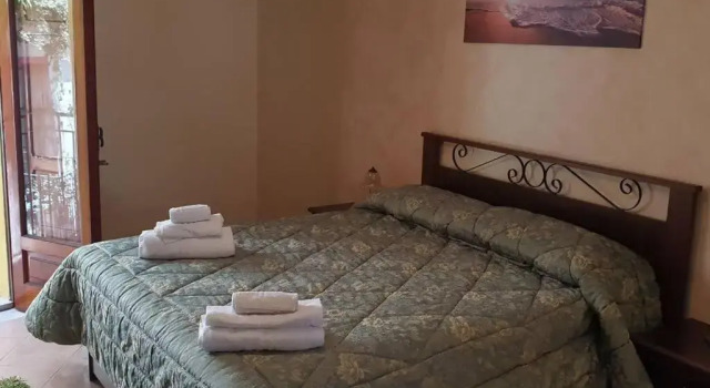 Borgo San Giorgio Apartment, Book Apartment Hotels in Sicily with Parking, Parking