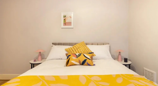 Апартаменты Mornington Crescent Apartments