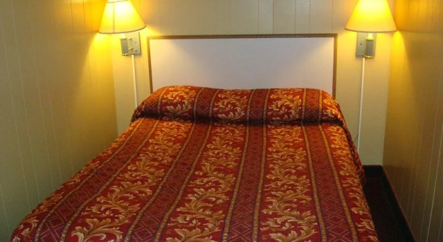 Stadium View Inn, Buchen Sie Gasthaus Hamburg Buffalo