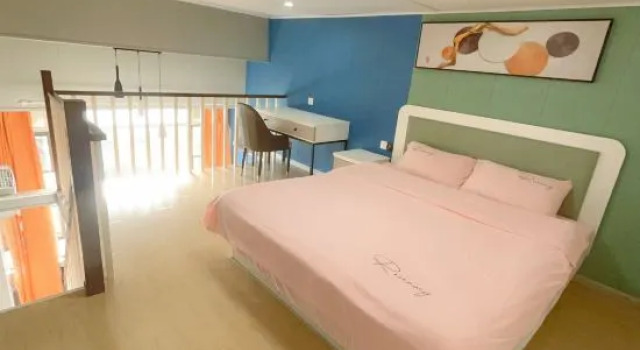 Люкс International Youth Apartment