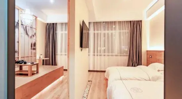 Suide Pinheng Hotel, Book Hotel Suide Shaanxi