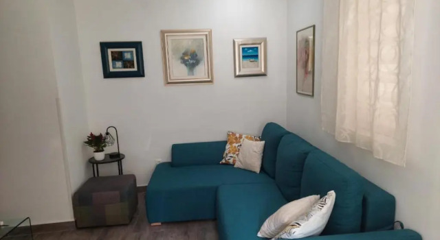 Апартаменты Цокольный этаж Tina Apartment