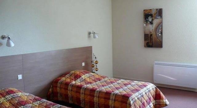 La Boule D'Or, Book Hotel Brulon 