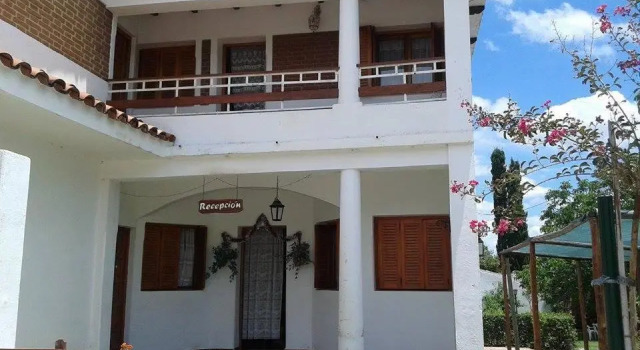 Hosteria Nido de Condores, Rezerwuj Hotel Mina Clavero 