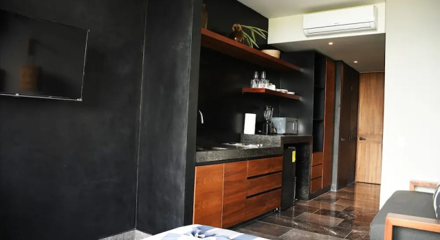 Двухместный люкс Luxury с балконом и с видом на сад IIK Tulum Luxury Condo by Spot Rentals