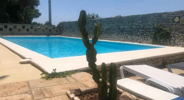Agriturismo Masseria Alcorico, Забронировать Отель Отели Гальяно-дель-Капо с парковкой, Парковка