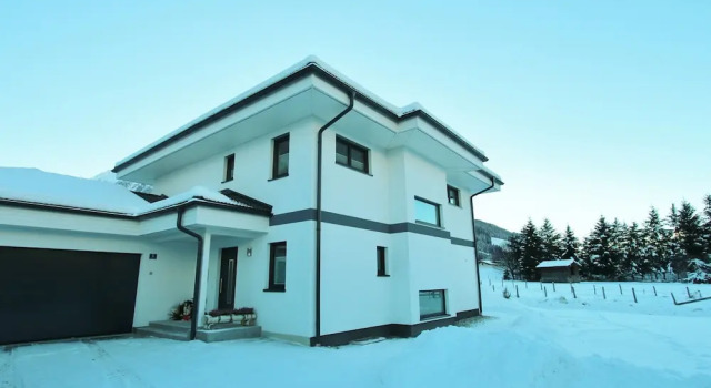 Modern Apartment Near Ski Area in Mittersill, Rezerwuj Apartament Hotele w Salzburg z parkingiem, Parking