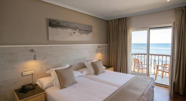 Двухместный номер Standard с видом на море Hotel Silken Don Pepe y Don Pepe Ría