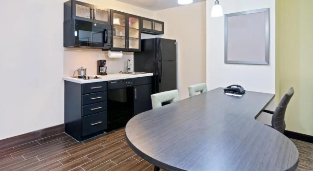 Двухместный номер Standard c 1 комнатой Candlewood Suites San Angelo TX by IHG