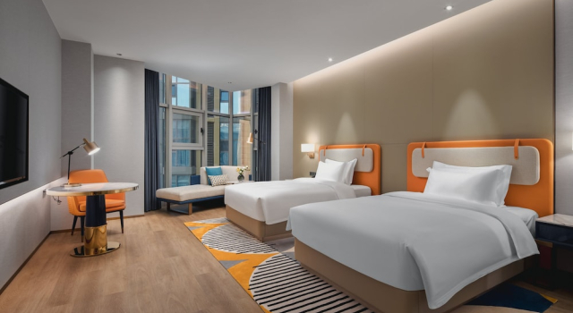 Четырёхместный номер Standard voco Xian Qindu Legend by IHG