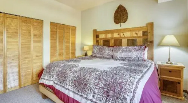 Cedars #2 by RedAwning, Rezerwuj Hotel Hotele w Vail Ski z parkingiem, Parking