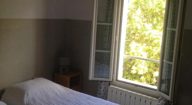LE CLOS DES ARÔMES, Забронировать Отель Отели и гостиницы Кассис, рядом с Пляж Кассис, Отель