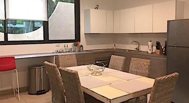 Апартаменты Deluxe Affordable  Chic 2 Bed, ENCANTO 104 – By Salt-Kisses
