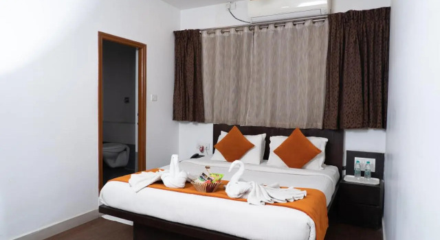 Hotel Scarlet, Забронировать Отель Отели штата Карнатаки 3 звезды, 3*