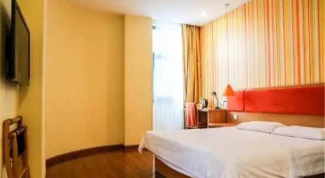 Home Inn Ji'nan Quancheng Plaza Chaoshan Street