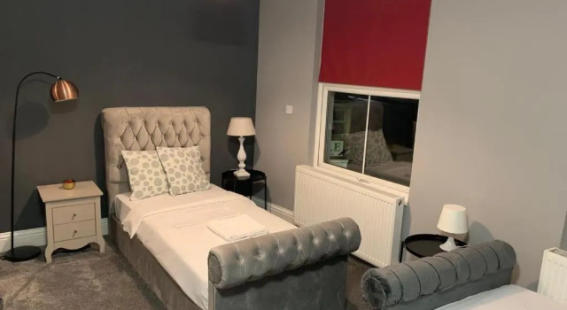 Spacious, Bright Twin Studio Apartment (can sleep up to 4), Забронировать Апартаменты/квартира Ислингтон Лондон, рядом с St Pancras Hospital
