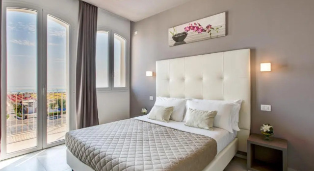 Двухместный номер Standard с балконом Hotel Villa Augustea
