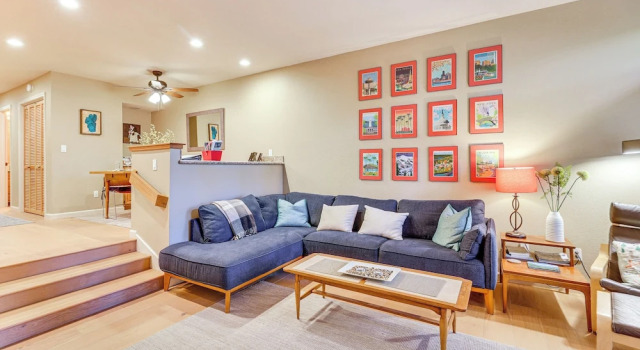 Lake Tahoe Corner Condo w/ Hot Tub, Beaches Nearby, Забронировать Апартаменты/квартира Инклайн-Виллидж North Lake Tahoe