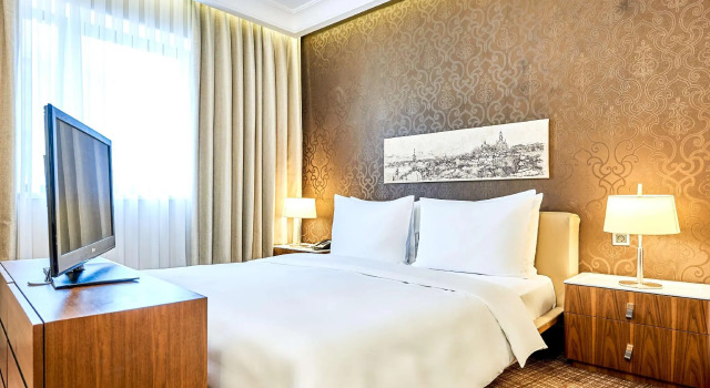Люкс Отель Radisson Blu, Подол, центр Киева