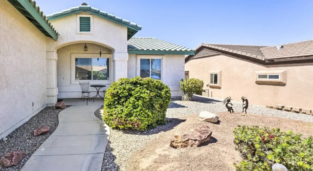 Charming Lake Havasu Home: 2 Mi to Body Beach!, Забронировать Отель Лейк-Хавасу-Сити штат Аризона, рядом с Grace Arts Live