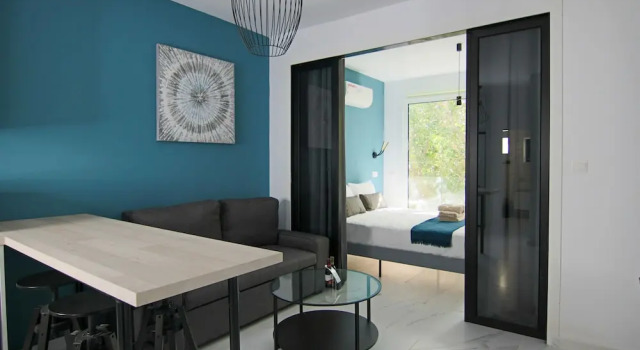 Limnaria 123: Seaside Romantic Flat