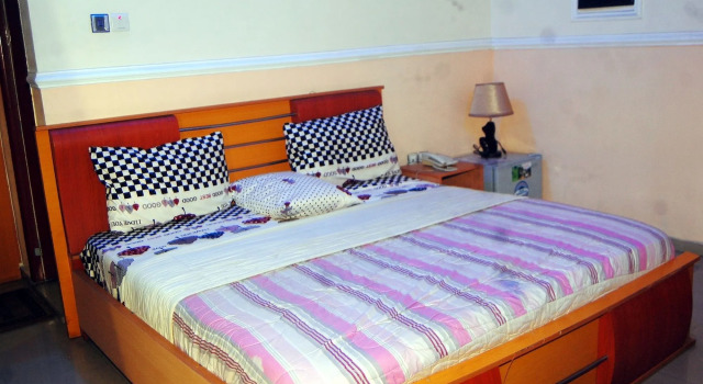 De-b Garden Hotel