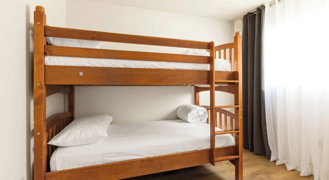 Шестиместный семейный люкс Vagabond Inn Los Angeles at USC
