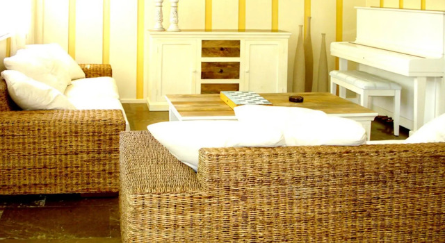 Adamantia Hotel